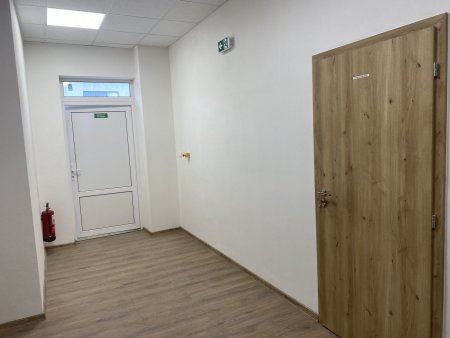 Stavebné úpravy BZ Stráž, časť 1 – Rekonštrukcia dolnej haly, rozvodov elektriny