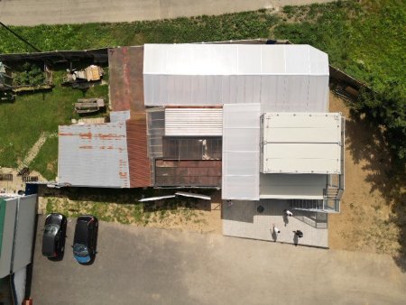 Kontajnerové zázemie atletického klubu