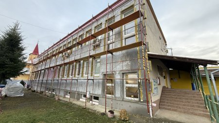 Zníženie energetickej náročnosti administratívnej budovy – Lesenice